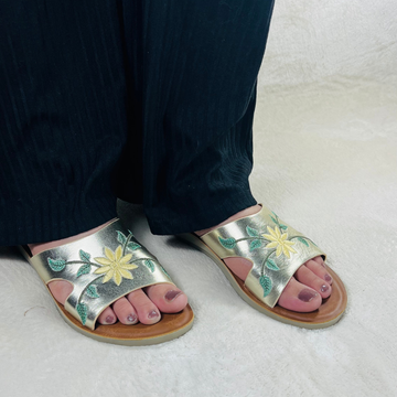 Heirloom Embroidered Slide D04