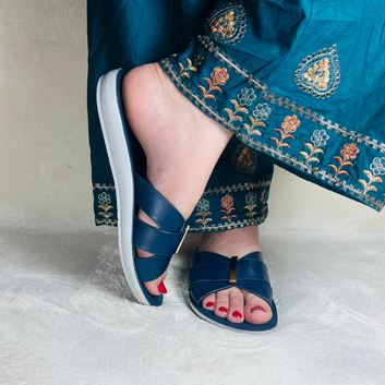 Criss-Cross Slides | Stylish & Washable (A1)